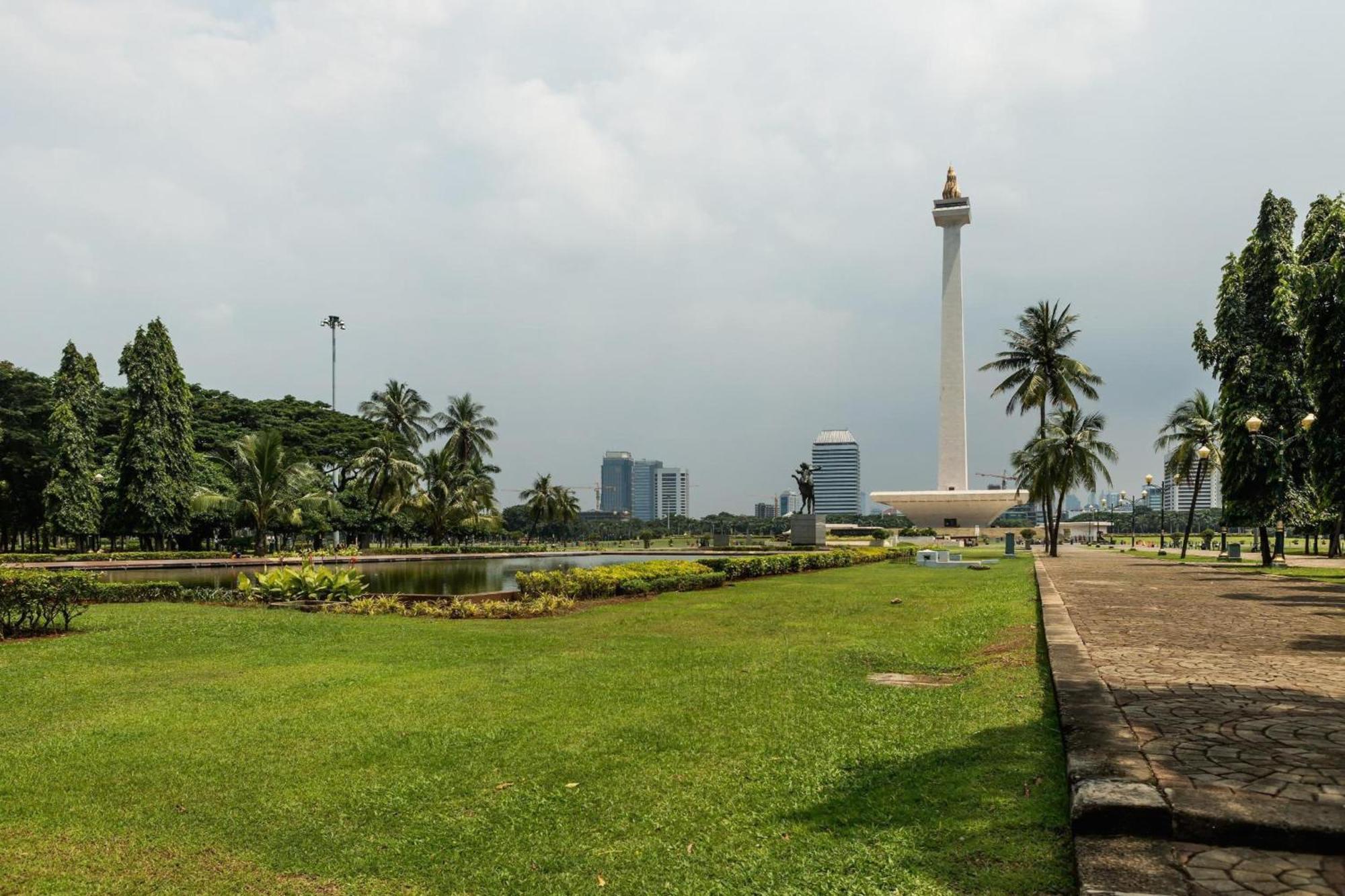 Collection O Hotel Antara Jakarta Exterior foto