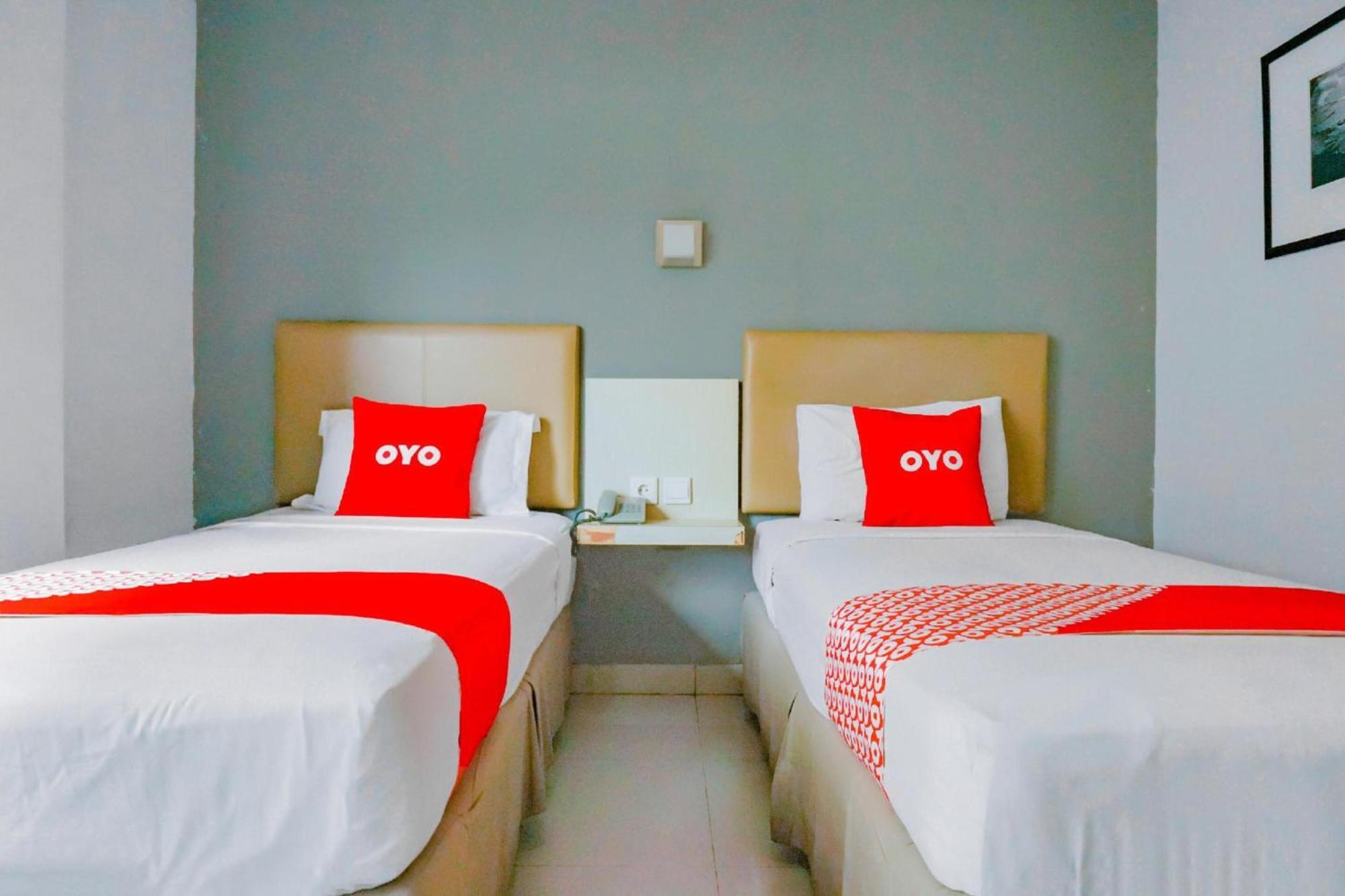 Collection O Hotel Antara Jakarta Exterior foto